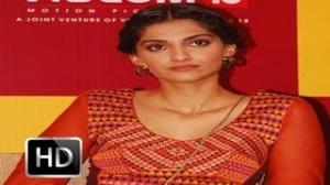Watch Oops! Sonam Kapoor suffers A Wardrobe Malfunction Video