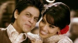 Watch Phir Milenge Chalte Chalte - Full song with Lyrics - Rab Ne Bana Di Jodi Video