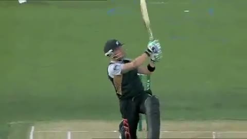 Watch Brendon McCULLUM 116 OF 56 BALLS Video