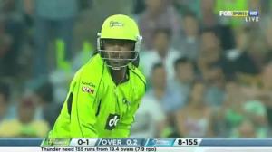 Watch CHRIS GAYLE 100* KFC BIG BASH Video