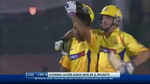 Watch Dhoni's Helicopter SIX v/s Kings XI Punjab Out Of The Stadium!!! Video