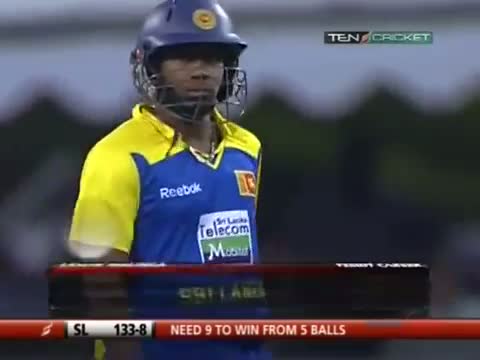 Watch Jacob Oram takes a Hattrick and no one notices!! Sri Lanka v New Zealand 1st T20 at Colombo 2009 Video