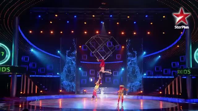 Watch India's Dancing SuperStar - 20th July 2013 - Padmini and Debasish's aerial act - Eo 24 Video