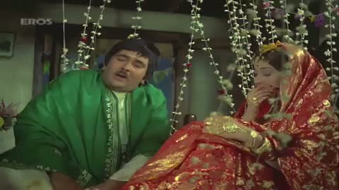 Watch Randhir Kapoor gets mushy on his wedding night - Ponga Pandit Video