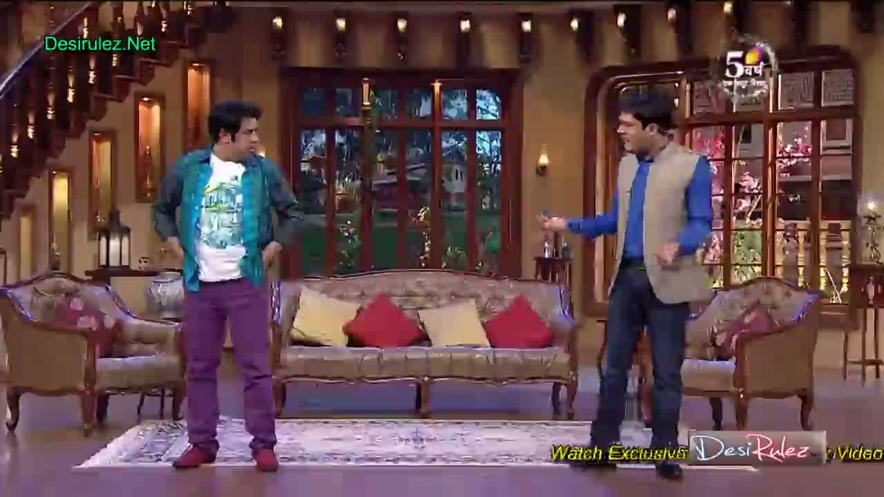 Watch Comedy Nights with Kapil - Tusshar Kapoor and Ravi Kishan - 21st July 2013 - Part 1 Video