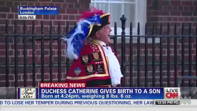 Watch Town crier announces birth of royal baby Video