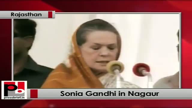 Watch Sonia Gandhi launches water project at Nagaur (Rajasthan); praises Gehlot Govt Video