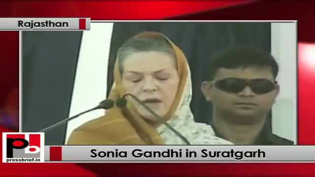 Watch Sonia Gandhi in Suratgarh (Rajasthan) urges people to defeat anti-development forces Video