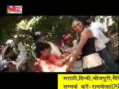 Watch Gori Lut La Lahat (Bhojpuri New Holi Songs) - BY R.P.Singh - From Album "MAHNGA BHAEEL BA CHOLI HOLI ME" - TOP HITS BY Mukesh Pandey Video