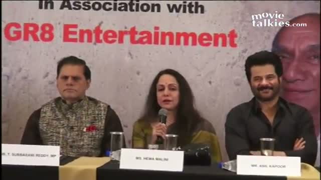Watch Anil Kapoor, Hema Malini And Simi Garewal At The 'National Yash Chopra Memorial Award' Video