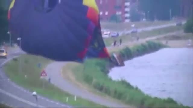 Watch Hot Air Balloon Crashes in the Netherlands Video