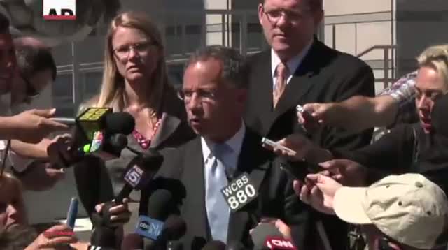 Watch NJ Housewife Teresa Giudice, Husband in Court Video