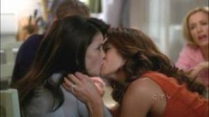Watch Eva Longoria Kissing Teri Hatcher (HD) in Desperate Housewives Video