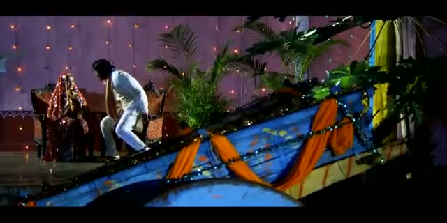 Watch Dabang Mora Balma ( New Bhojpuri Movie Trailer 2013 ) Video