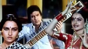 Watch Neele Ambar Ke Do - Kishore Kumar Best Song - Rajesh Khanna, Rekha, Reena Roy - Asha Jyoti Video