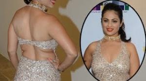 Watch Anjana Sukhaani Flaunts Her FAT & FLAB Video