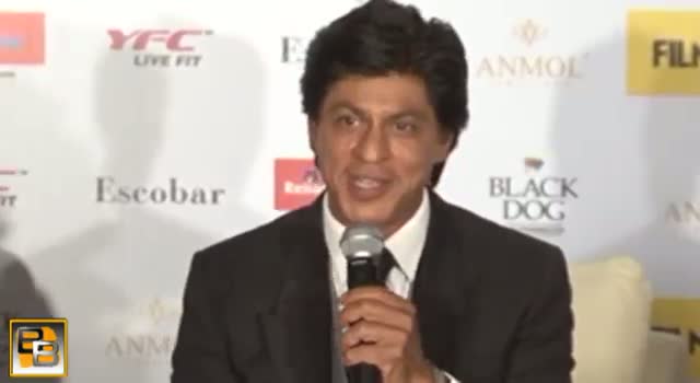 Watch Shahrukh Khan not allowed to meet son Abram Video