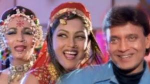 Watch Dakiya Roj Gali Me Ave - Superhit Bollywood Folk Dance Song - Mithun Chakraborty - Aaj Ka Boss (2008) Video