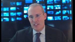 Watch Sean Hannity Reacts to News of Megyn Kelly Replacing Him at Fox News - 8/8/2013 Video