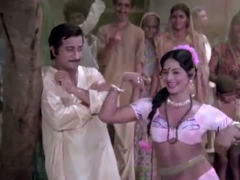 Watch Dayya Re Dayya Mein - Best Superhit Bollywood Holi Song - Pyar Ke Rahi (1982) - Holi Special Song Video