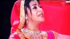 Watch Bachpan Se Bachaai Rakhli Hum ( Bhojpuri Video Song ) Movie - Aapan Bhayil Paraya Video