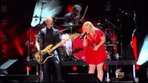 Watch Kelly Clarkson CMA Music Festival 2013 Video