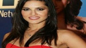 Watch Find Out Why Sunny Leone is the next Kareena Kapoor? Video