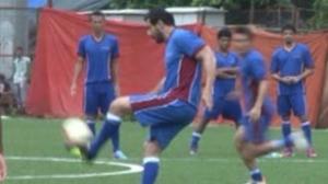 Watch John Abraham TRAINS at FOOTBALL TRAINING CAMP Video