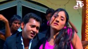 Watch Line Marele Re Goriya Line Marele ( Bhojpuri New Hot Romantic Song ) By - Satish Sulabh, Khushboo Uttam Video