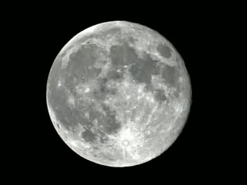 Watch CLAUDE DEBUSSY: CLAIR DE LUNE Video