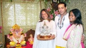 Watch Salman Khan's Ganapati Changes His Address Video