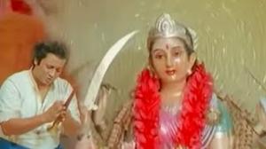 Watch Aarti Kare Jo Maa Durga Ki (Version 2) - Hindi Devotional Song - Navaratri (1955) Video