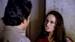 Watch Struggling Actress Soni Razdan Looking for a House - Lovers Quarrel Scene - Saaransh (1984) Video