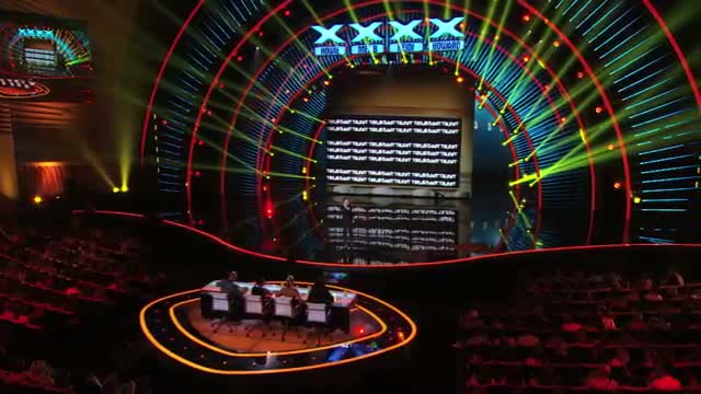 Watch Taylor Williamson - Comedian Makes Kid-Friendly Jokes for Heidi Klum - America's Got Talent 2013 Video