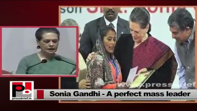 Watch Sonia Gandhi - the driving force behind Food Security Bill Video
