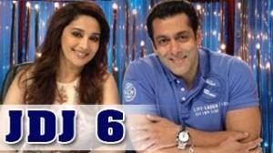 Watch Salman Khan promotes Bigg Boss 7 on Jhalak Dikhla Jaa 6 Video