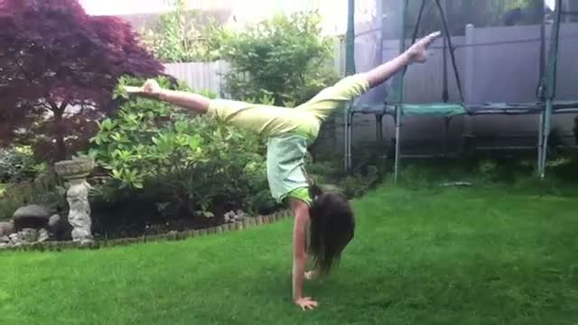 Watch Phoebe the Gymnast - Gymnastics Gymnastics Everywhere Video
