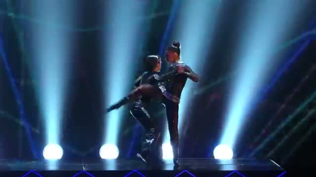 Watch D'Angelo & Amanda - Kid Dancers Groove to "Smooth Criminal" - America's Got Talent 2013 Video