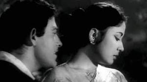 Watch Pyar Mein Milna - Best Romantic Song - Meena Kumari, Raaj Kumar - Ardhangini (1959) Video