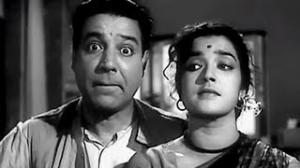 Watch Kal Sajana Milna Yahan - Classic Romantic Song - Ardhangini (1959) - Meena Kumari, Raaj Kumar Video