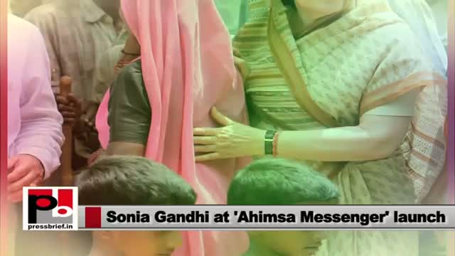 Watch Sonia Gandhi follows the footsteps of Rajiv Gandhi Video