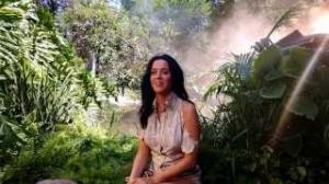 Watch Katy Perry "Roar" - Official Nokia Exclusive Behind the Scenes Video