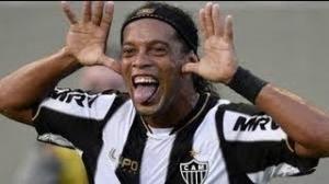 Watch Ronaldinho Amazing Two Free Kicks Goals vs Fluminense 2013 (HD) Video