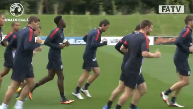 Watch Manchester United's Danny Welbeck looks ahead to a crucial World Cup qualifiers Video
