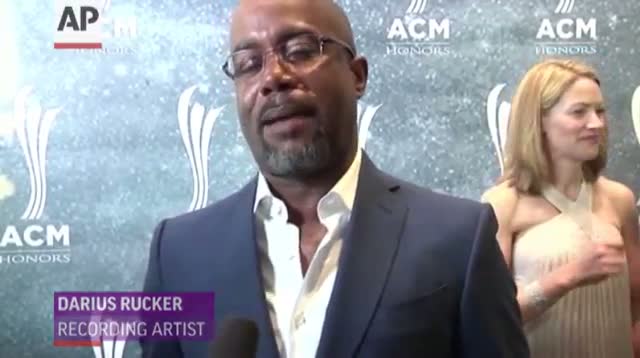 Watch Aldean's Entertainer of the Year Hope for CMAs Video
