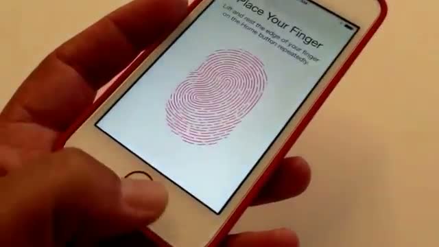 Watch Hands on with iPhone 5S Touch ID fingerprint scanner Video