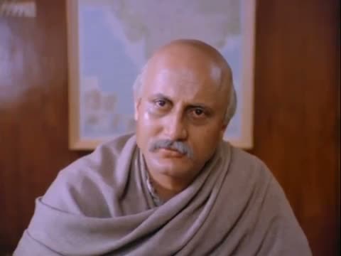 Watch Anupam Kher's Best Performance - Saraansh (1984) - Minister Office Scene Video