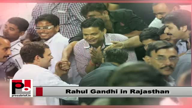 Watch Rahul Gandhi lauds Rajasthan Government's free-medicine scheme Video