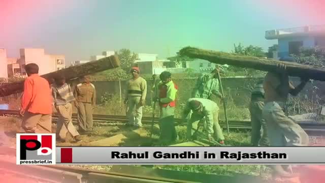 Watch Rahul Gandhi campaigns in Rajasthan, stresses on tribal welfare Video