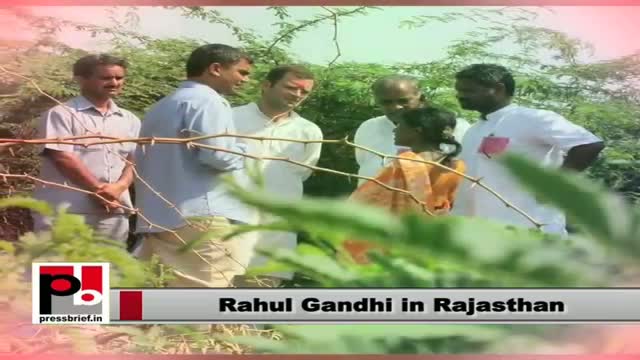 Watch Rahul Gandhi in Rajasthan explains the importance of Land Acquisition Bill Video